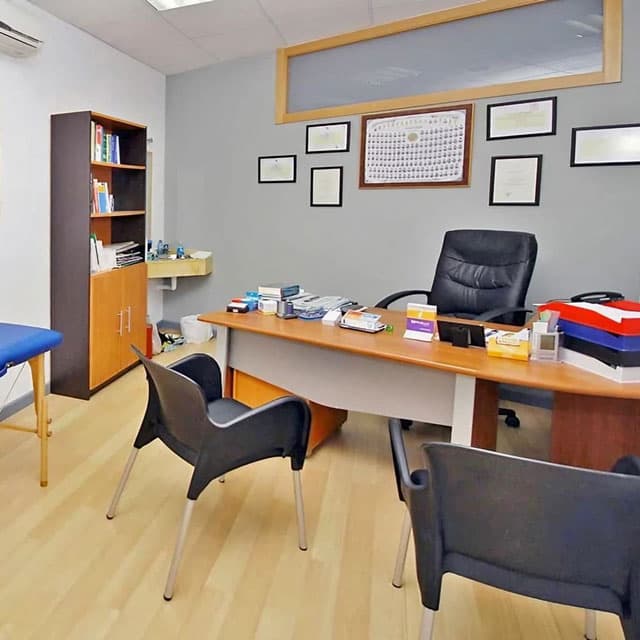 Contacte con Clínica Teknos y pida su cita en nuestro centro médico